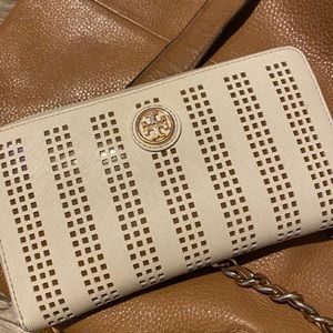 Tory Burch wallet